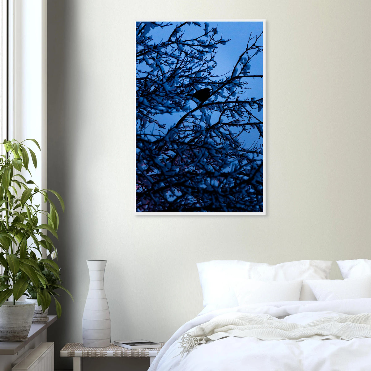 Blue Bird – kék madár faágon fakeretes fotónyomat
